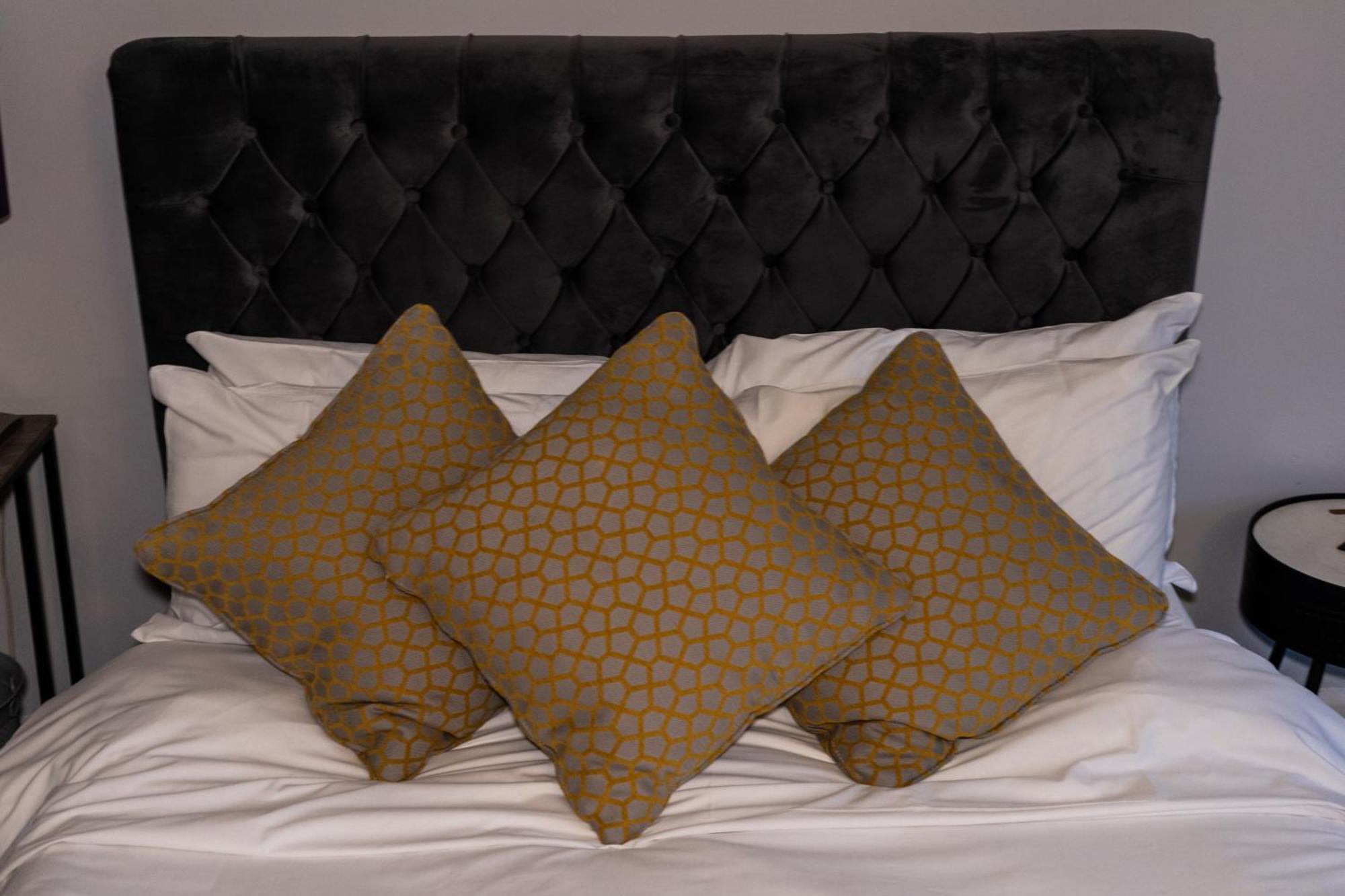 The Lodge At Carlton Tavern Free Parking Йорк Екстер'єр фото